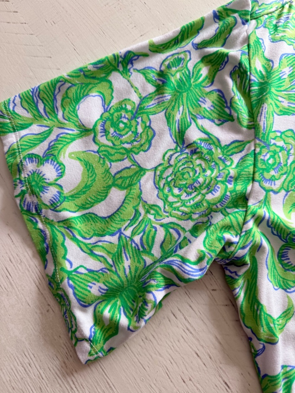 Lilly Pulitzer White Dress with bright green and blue print - Picture 5 of 7